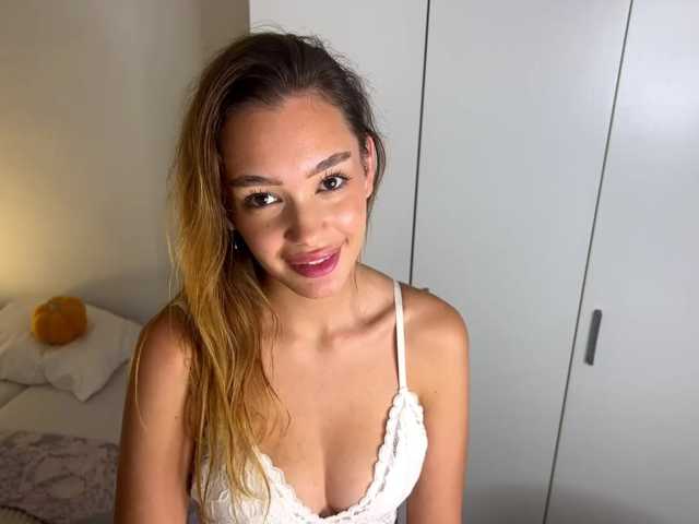 TinaYuzuki live cam on BongaCams