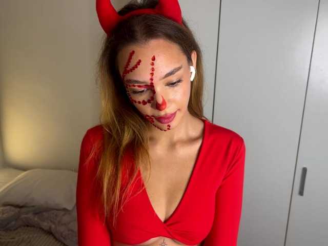TinaYuzuki live cam on BongaCams