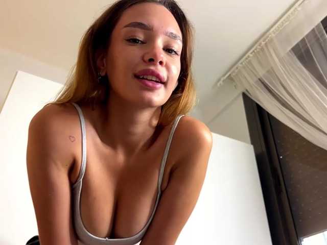 TinaYuzuki live cam on BongaCams