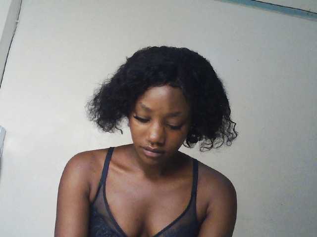 Hot-sexxxy-girl live cam on BongaCams