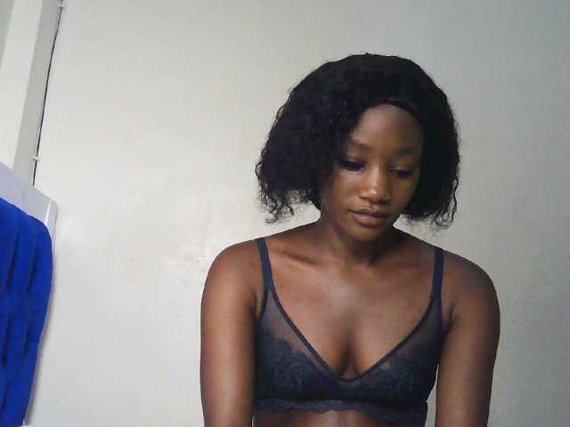 Hot-sexxxy-girl live cam on BongaCams