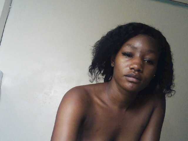Hot-sexxxy-girl live cam on BongaCams