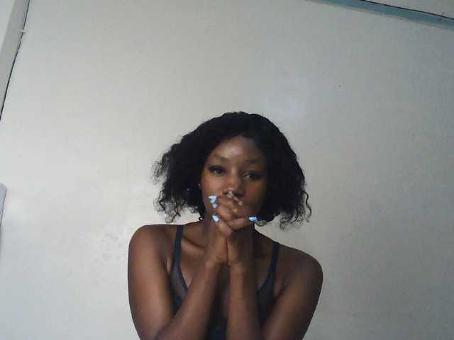 Hot-sexxxy-girl live cam on BongaCams