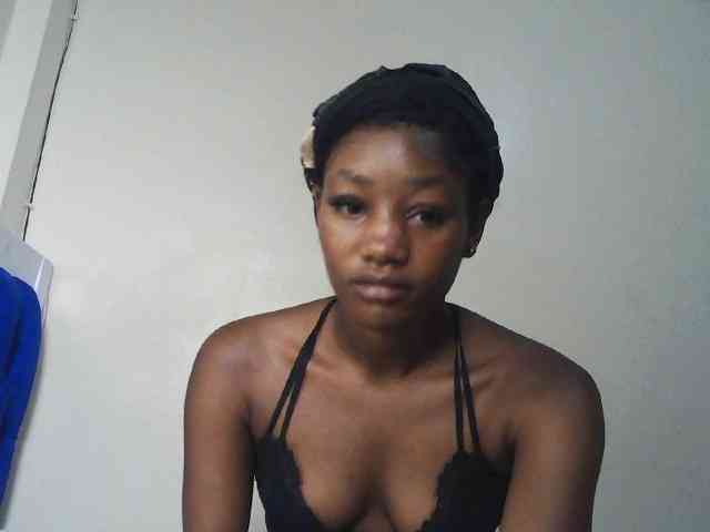 Hot-sexxxy-girl webcam