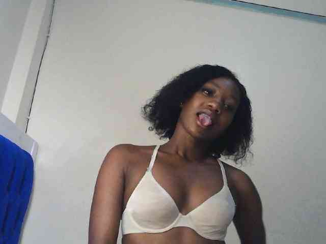 Hot-sexxxy-girl webcam