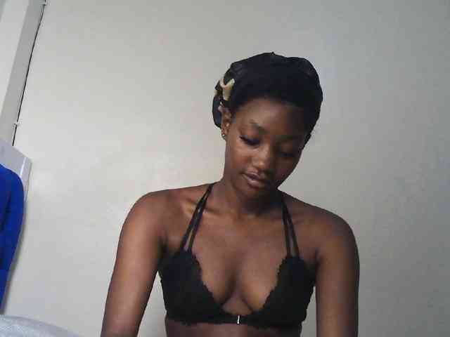 Hot-sexxxy-girl webcam