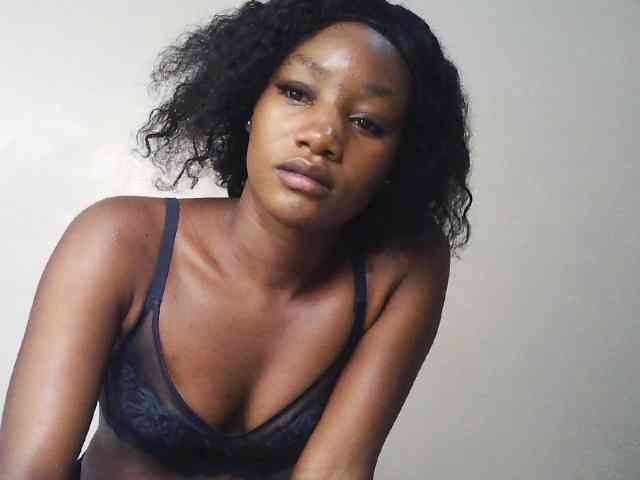 Hot-sexxxy-girl webcam