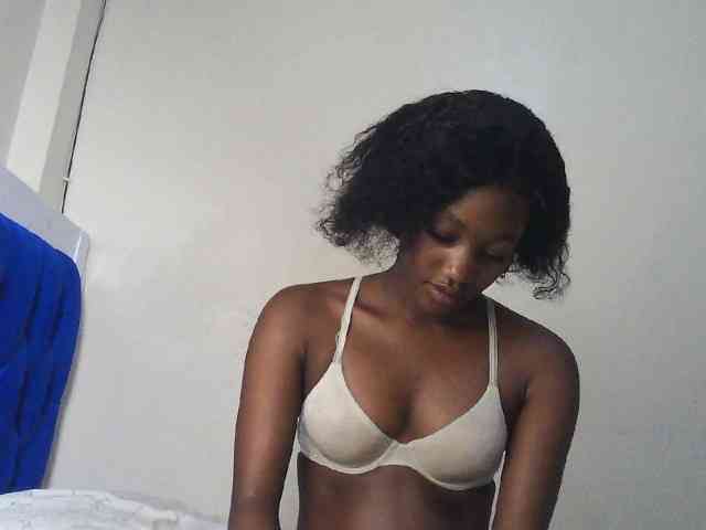Hot-sexxxy-girl webcam