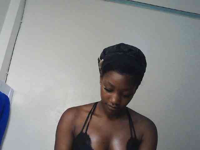 Hot-sexxxy-girl webcam