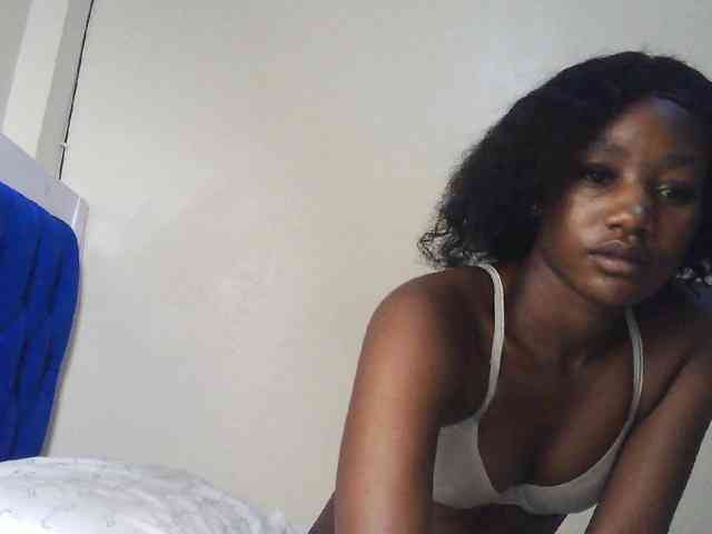 Hot-sexxxy-girl webcam