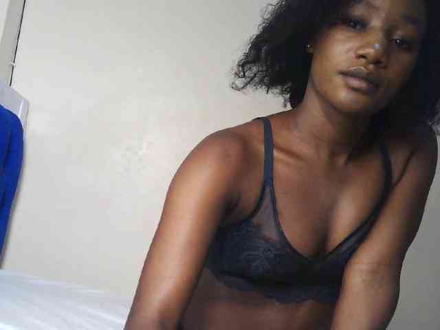 Hot-sexxxy-girl webcam