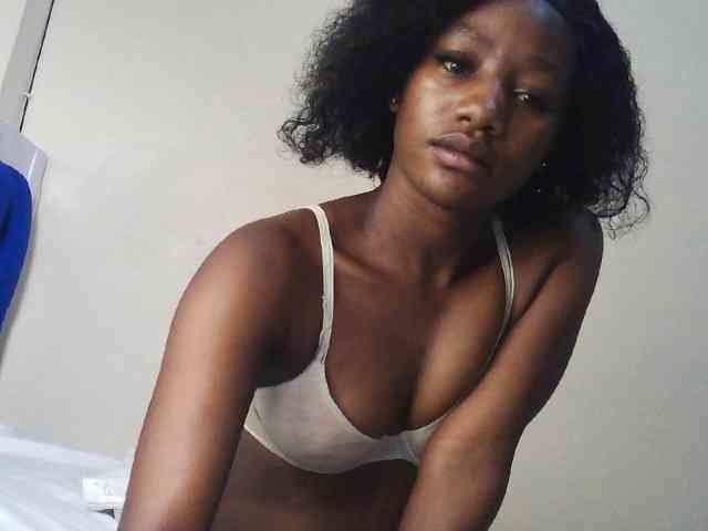 Hot-sexxxy-girl webcam
