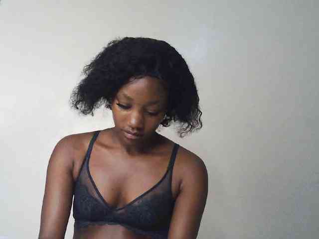 Hot-sexxxy-girl webcam