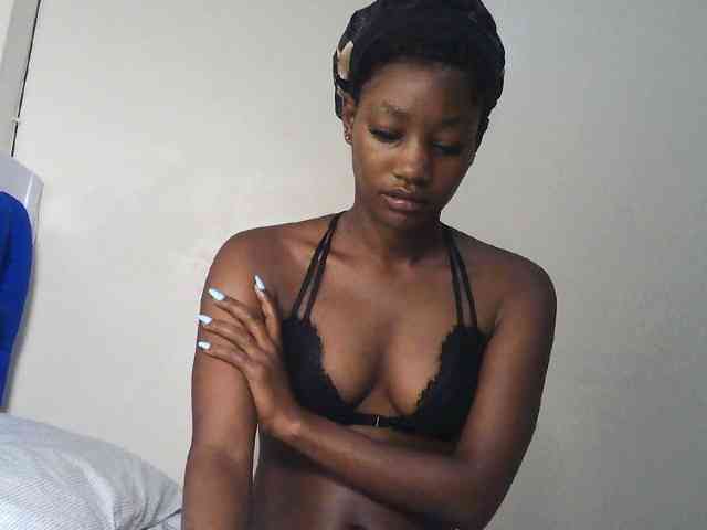 Hot-sexxxy-girl webcam
