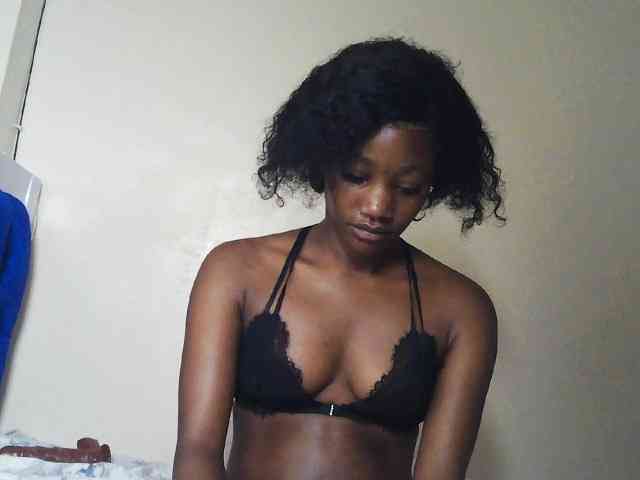 Hot-sexxxy-girl webcam