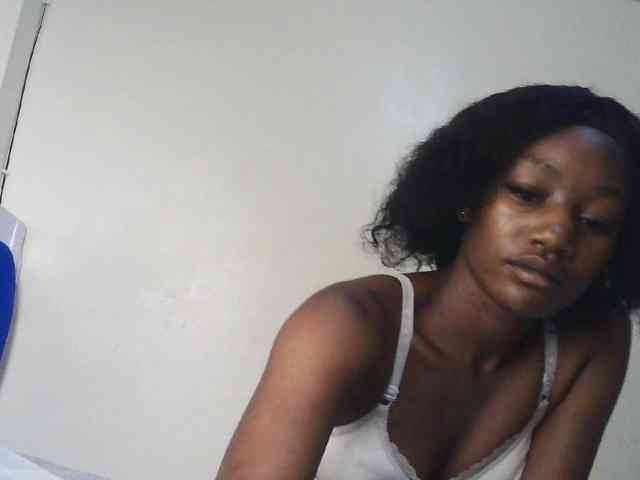 Hot-sexxxy-girl webcam