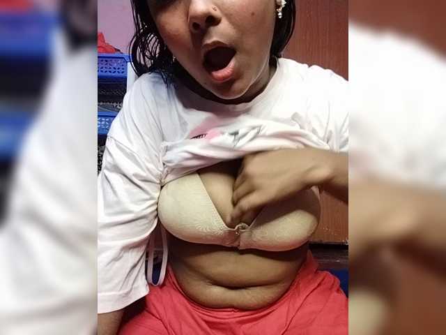 ani010 live cam on BongaCams