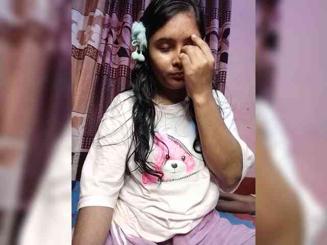 ani010 webcam
