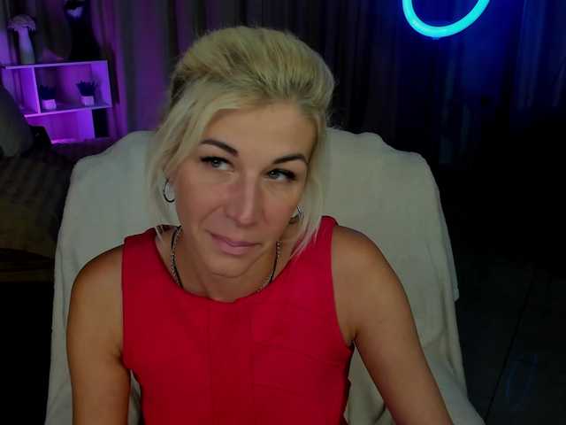 Emilia-Wils live cam preview