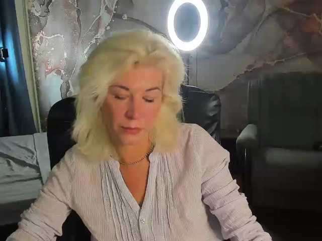 Emilia-Wils, en directo ahora en BongaCams