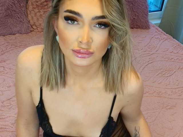 Kim-Babe live cam on BongaCams
