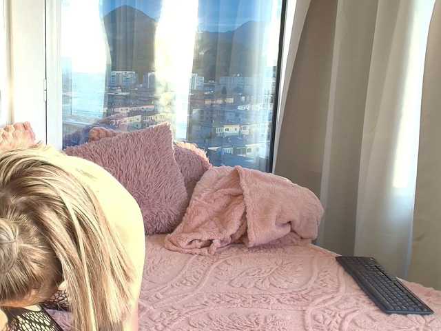 Kim-Babe live cam on BongaCams