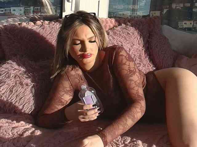 Kim-Babe webcam