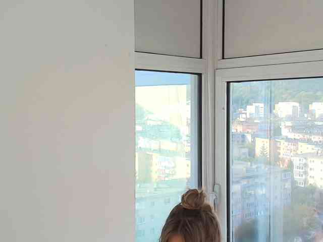 Kim-Babe webcam