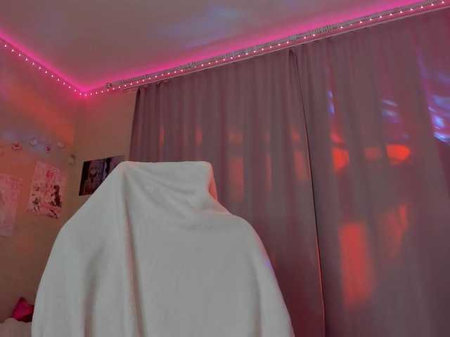Lunellee live cam on BongaCams