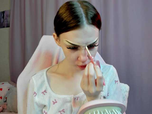 Lunellee live cam on BongaCams