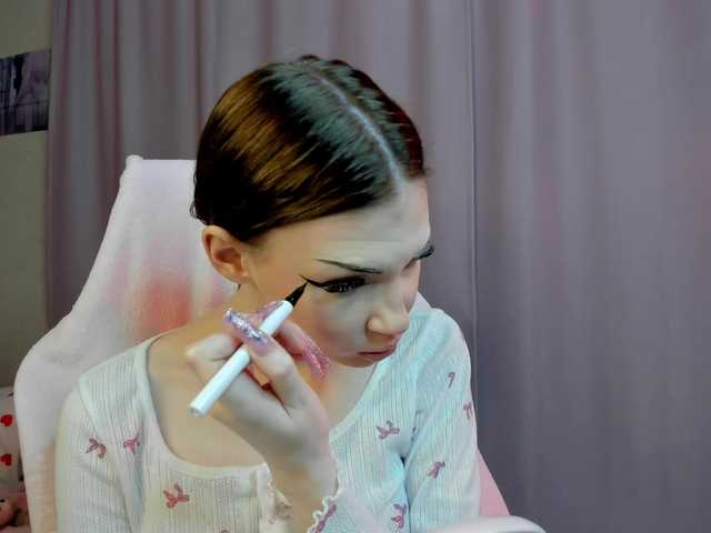 Lunellee live cam on BongaCams