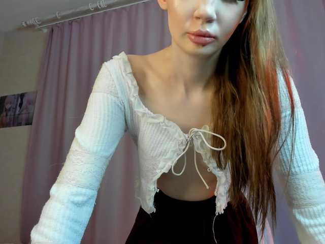 Lunellee live cam on BongaCams