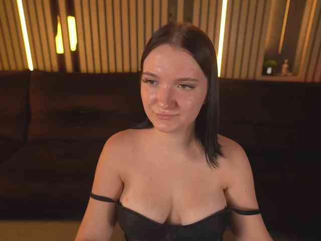 KiraRaya webcam