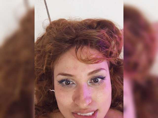 Layla121 live cam on BongaCams
