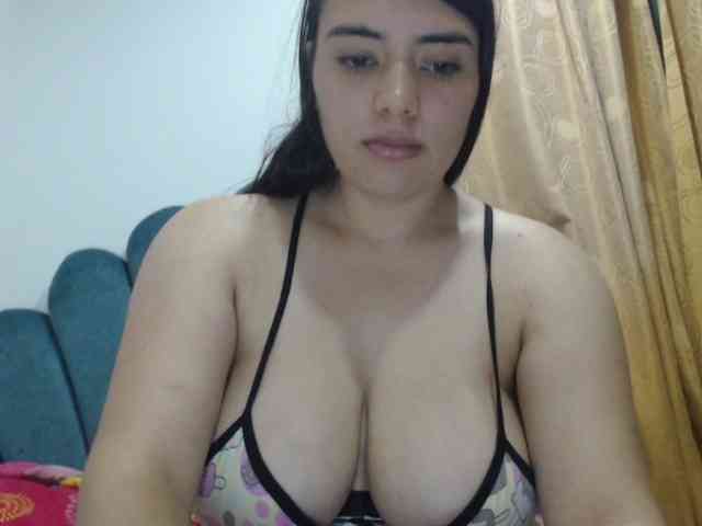 Isabella-55 webcam