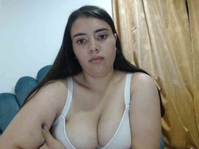 Isabella-55 webcam