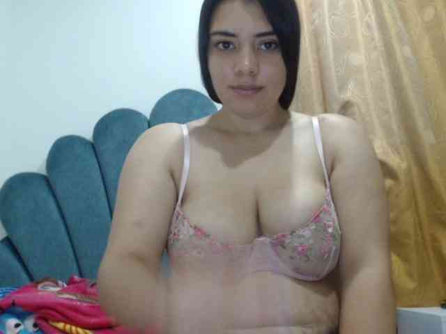Isabella-55 webcam