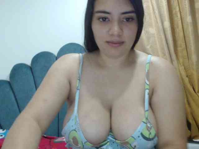 Isabella-55 webcam
