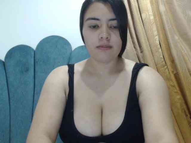 Isabella-55 webcam
