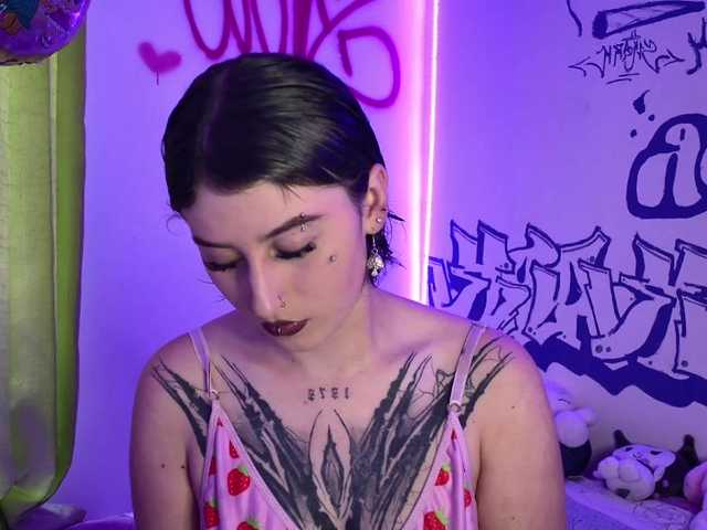 elektrarosse live cam on BongaCams