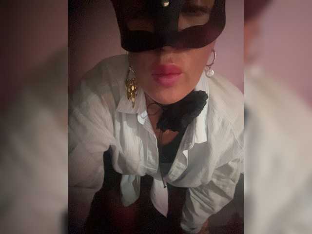 Lianae live cam on BongaCams