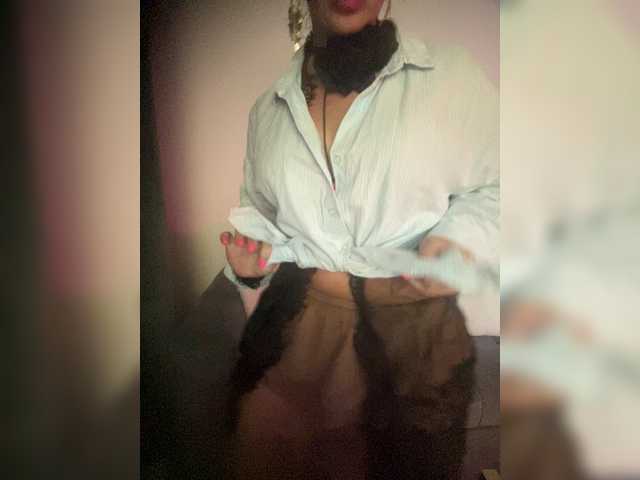 Lianae live cam on BongaCams