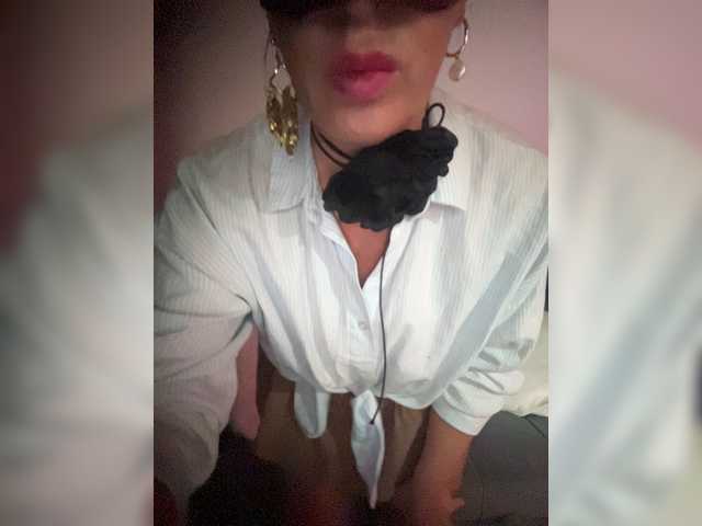 Lianae live cam