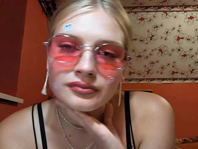 JeniceBoback live cam