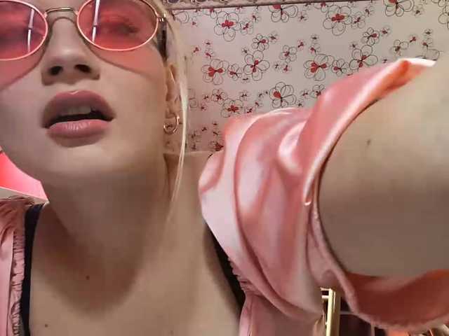 JeniceBoback live cam on BongaCams