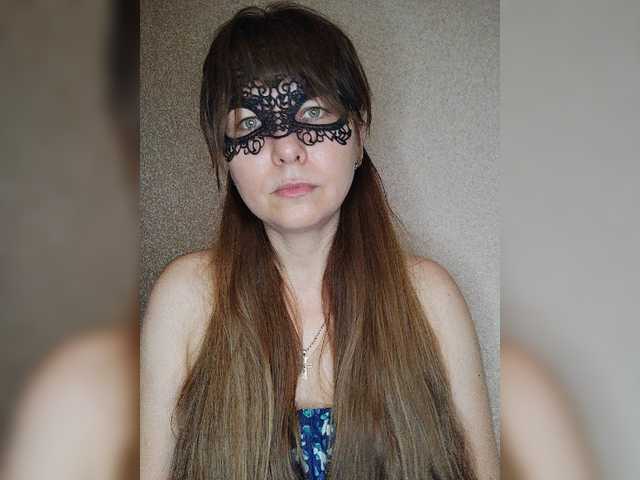 Vaella live cam on BongaCams