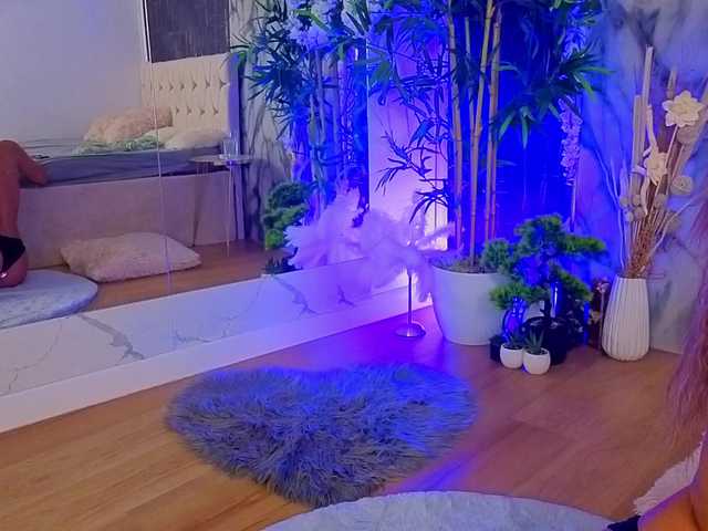 AnngelAva live cam on BongaCams
