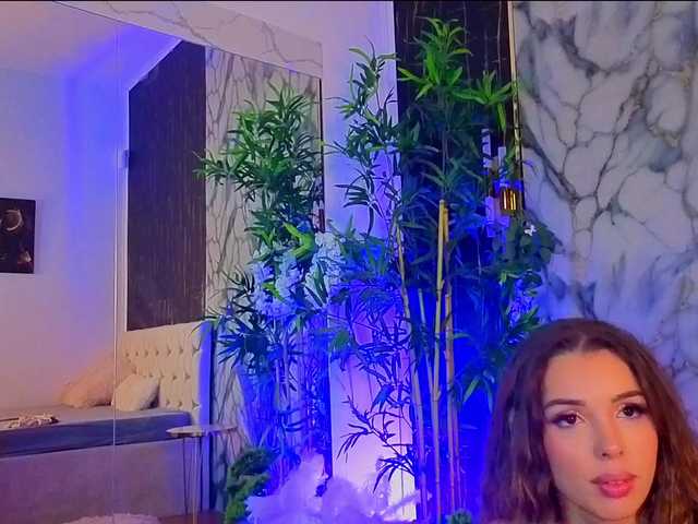 AnngelAva live cam