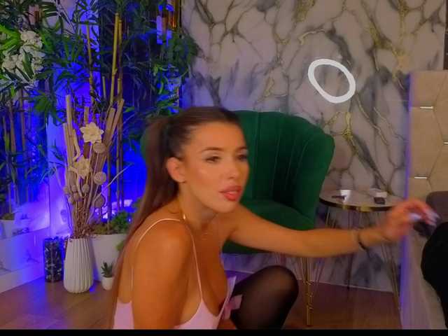 AnngelAva live cam preview