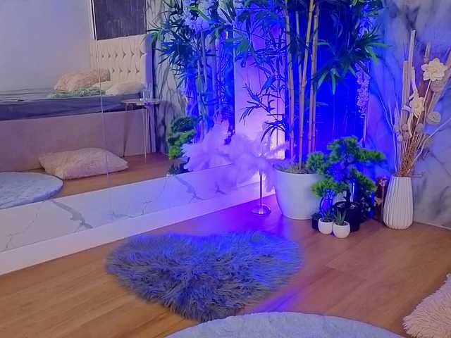 AnngelAva live cam on BongaCams